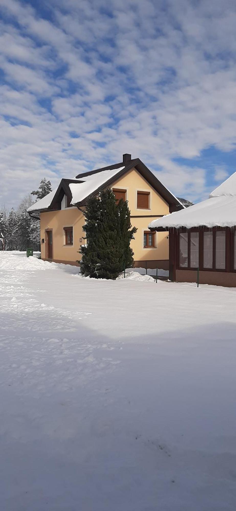 Apartments Marija Врело-Кореничко Экстерьер фото