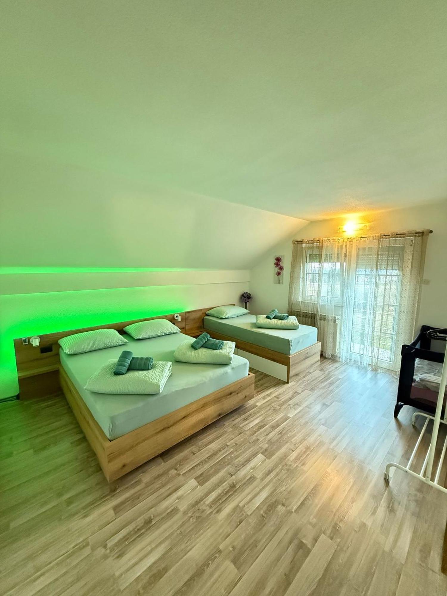 Apartments Marija Врело-Кореничко Экстерьер фото